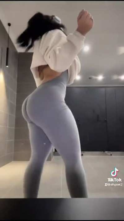 Safiyaax2