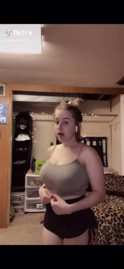 I just want her to POST MORE