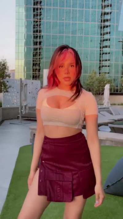 Can’t get enough of Neekolul’s body and amazing tits