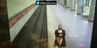 Moscow, st. m. Kotelniki, rides all over the line, probably crazy