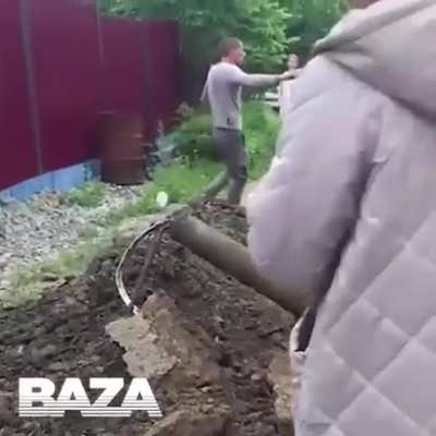 In Russia a pensioner shot a woman with a harpoon and a man with a flamethrower over energy dispute part 2