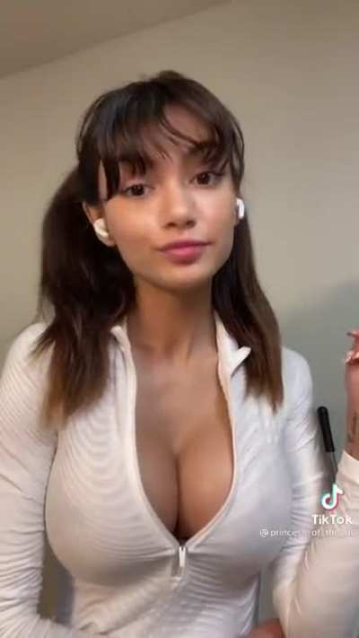 She puts all her talent on display in this vid