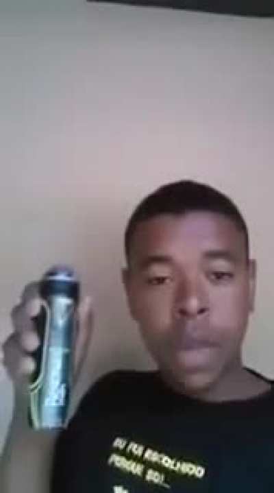 meu video foi banido por um bot e n&atilde;o entendi o porqu&ecirc; mas abaixe o volume