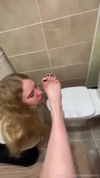 Anny feet 2