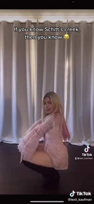 Dancin' alexa