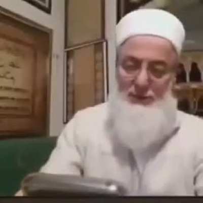Aga sonda ne diyor hoca cidden merak ettim amk videonun linki varsa biri koysun &ouml;yle bi ağzını a&ccedil;tıki QKSBAMBWKWBSKWBSKS