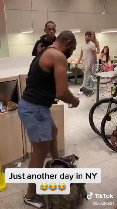 what y&rsquo;all niggas doin in this situation??