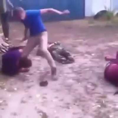 One Russian vs. 3 Russians - who will win?