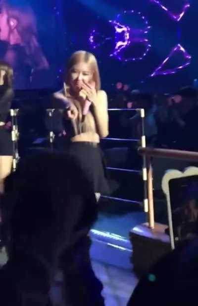 Blackpink - Jennie/Ros&eacute;