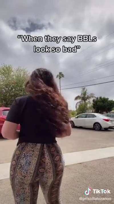 Phat booty😍