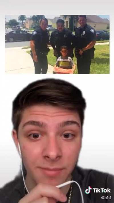 Wholesome hero cops 🥺