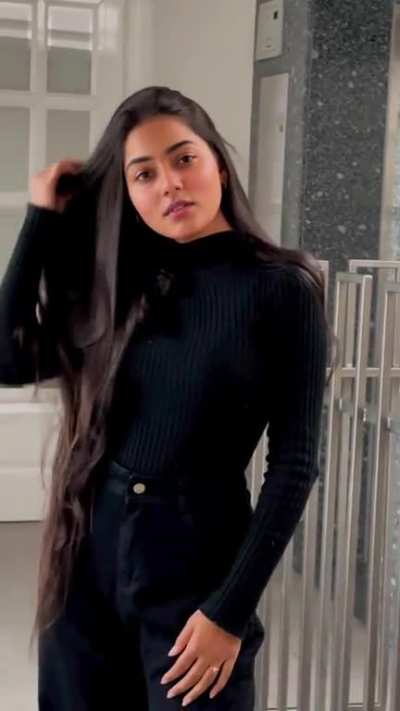 Such a gorgeous girl
