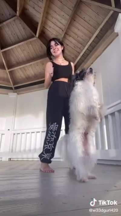 it&rsquo;s been a while since shockey showed her feet, wish we could see more of those soles man 😔