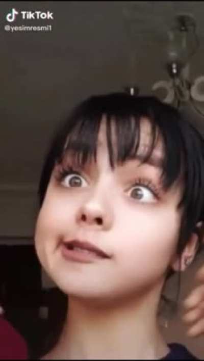 &Uuml;z&uuml;c&uuml;