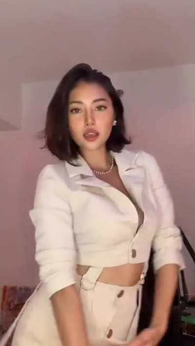 Racy Oliva