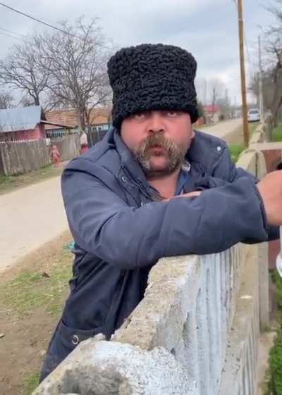Cum să discuți corespunzător politică 