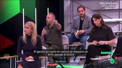 El negocio de la sanidad privada est&aacute; en las listas de espera de la p&uacute;blica. 

Un trabajador medio en Espa&ntilde;a necesitar&iacute;a 84 a&ntilde;os de salario para pagar el m&eacute;dicamente m&aacute;s caro que financia la sanidad p&uacute;blica. 

La crisis de los cribados en Andaluc&iacute;a es el 