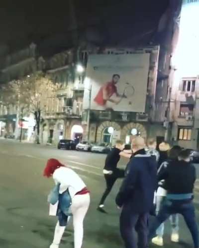 Nu vă mai....