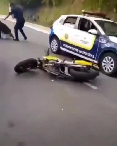 Opa pera l&aacute;!