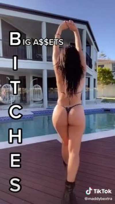I wish tiktok would show me more of this and less gross teenage thots