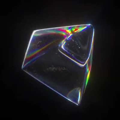 My very first NFT "Raum" &ndash; Inspired by Pink Floyd's album Dark Side Of The Moon