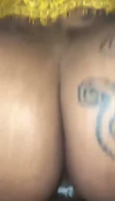 Cowgirl twerker