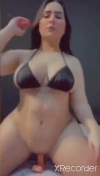 Sexy Latina😍😍