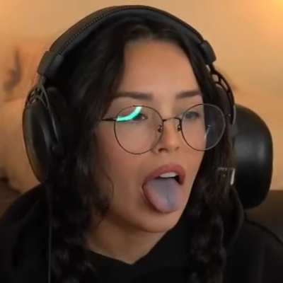 Rae 👅