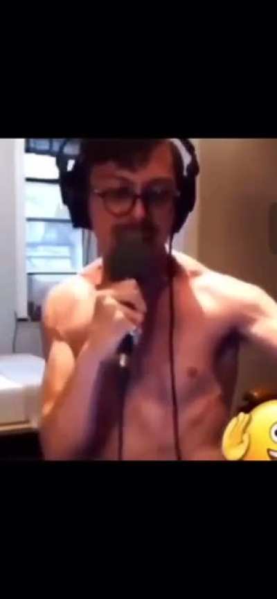 How I feel when Bruce turns around on stream