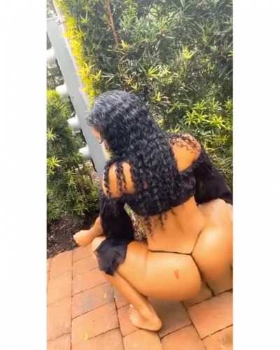 Dummy thicc