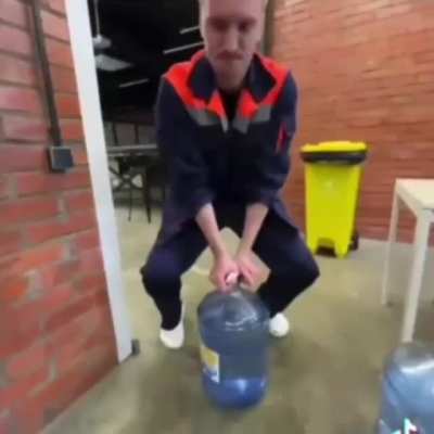 The &lsquo;correct&rsquo; way to refill water
