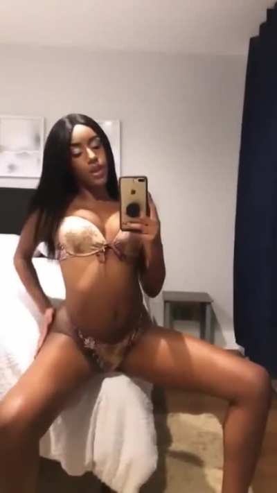 Ashley Aleigh