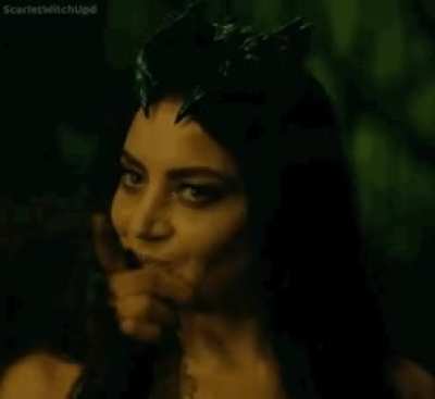 😈