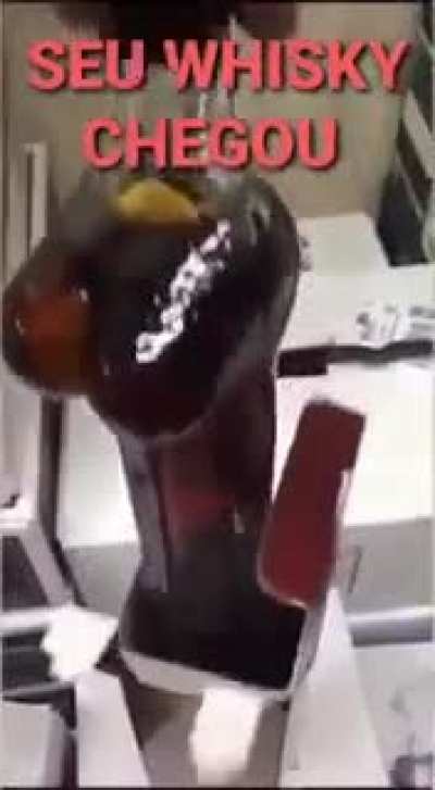 Algu&eacute;m cruza l&aacute; no r/circojeca pfv?