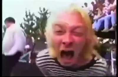 Thom Yorke SCREAMING for roughly 2 minutes.