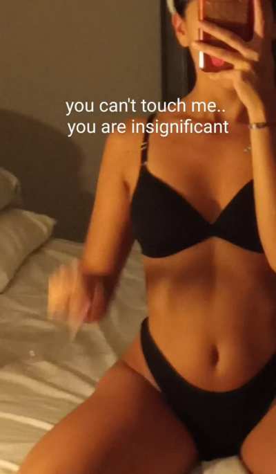 don't deserve nothing Tiny loser !