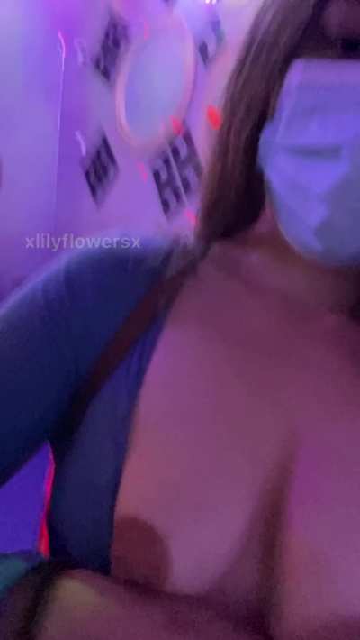 Use your hands and fingers on me too. [GIF]
