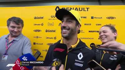 Self-proclaimed "Man of the World" Daniel Ricciardo 'forgets' which language to speak in following free-practice today