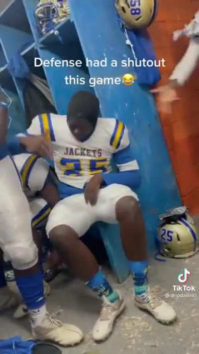 other team already done 50. bro was yerk&rsquo;d out his goddamn mind