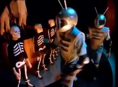 [121/121] Around the Halo (Daft Punk, William Joseph and Lindsey Stirling)