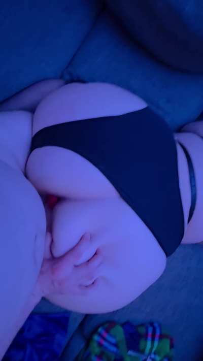 That jiggle.. and the moans.