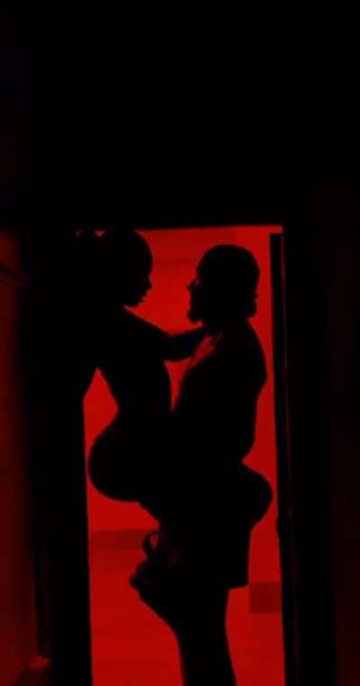 Silhouette lapdance