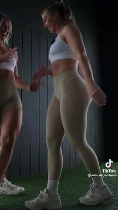 Ass smacking comp