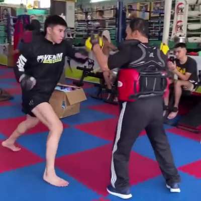 Pad flow with Tawanchai. The Thai star will make his promotional debut against Irishman Sean &ldquo;Clubber&rdquo; Clancy tomorrow at ONE: Dangal.