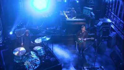 The Black Keys - Bullet in the Brain (SNL, 2014) HD