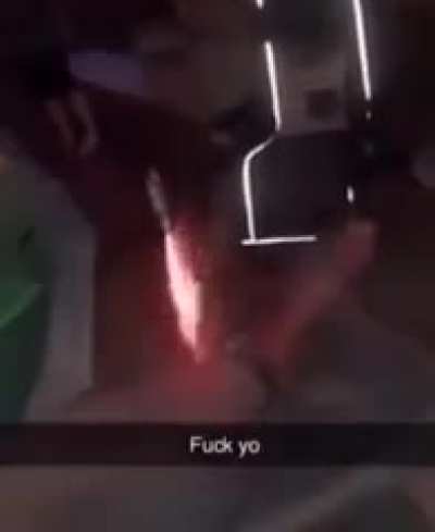 Оу-ноу, оу-ноу, оу-ноу-ноу-ноу-ноу-ноу.