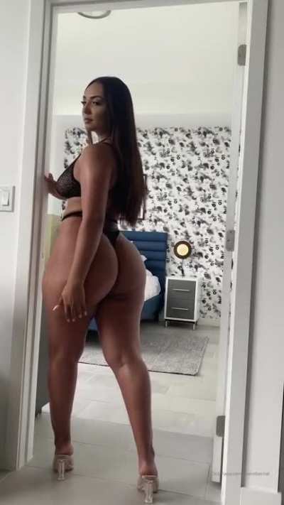 Can&rsquo;t get enough of that big ass
