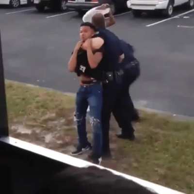 To fight with the police officer