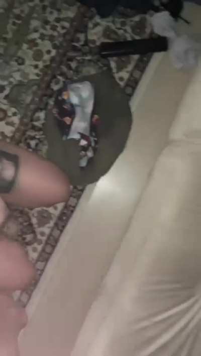 t&uuml;rk d&ouml;vmeli piercingli kız sakso