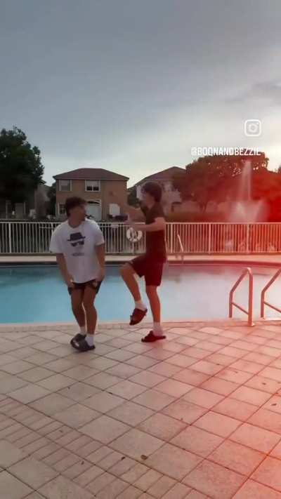 Poolside Leapfrog